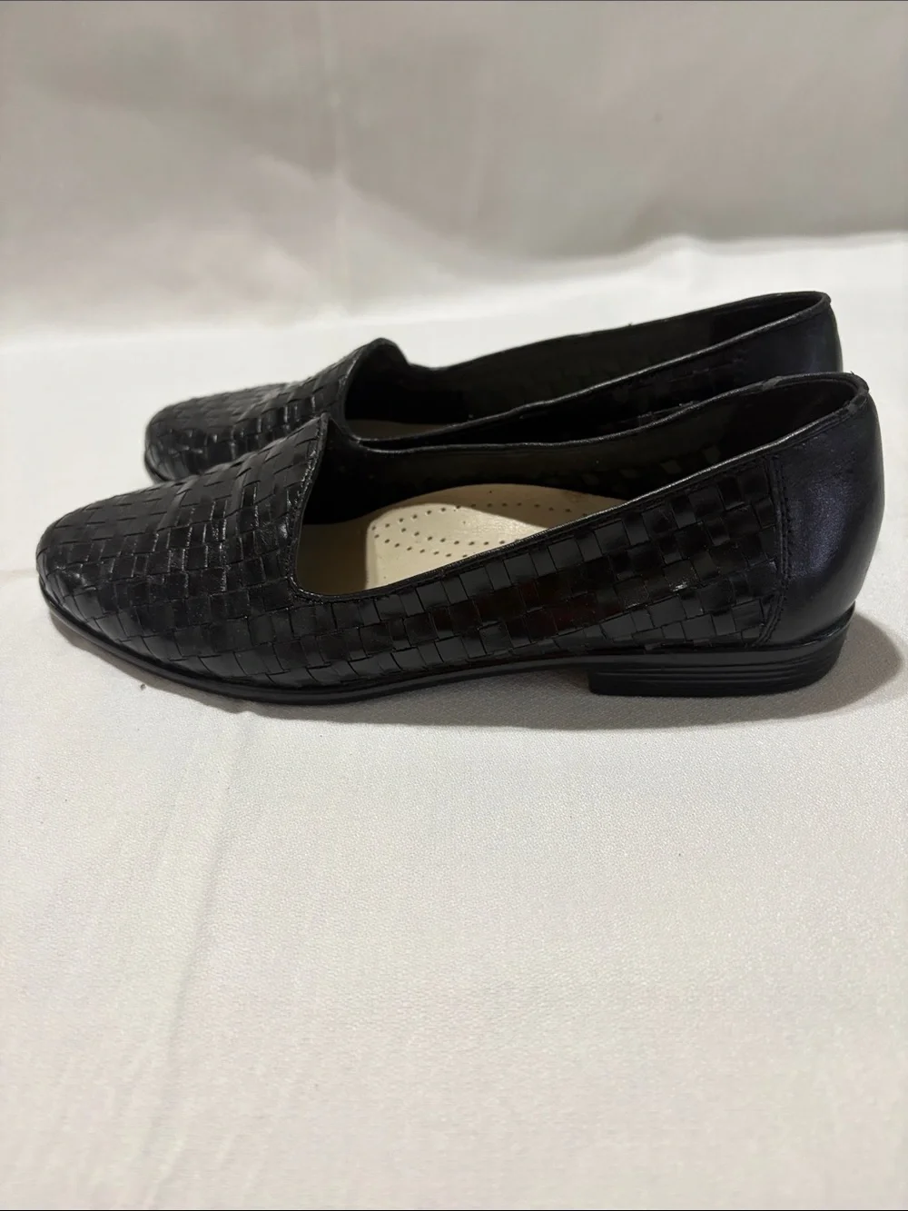 Trotters Black Woven Leather Slip-On Flats